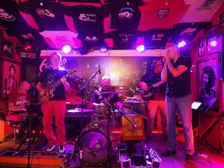Przeboje zespołu Breakout w wykonaniu South Side Blues